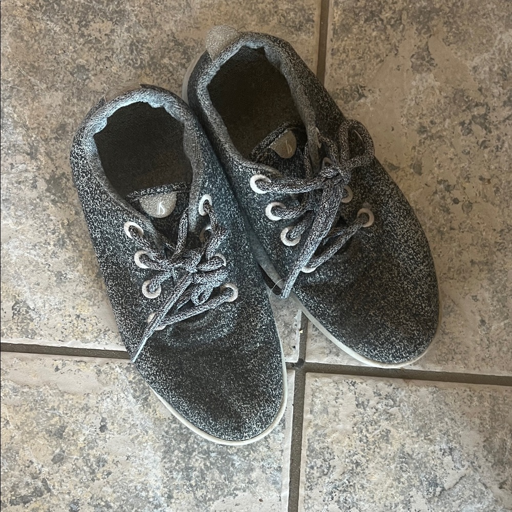 Allbirds Gray Knit Lace-Up Casual Sneakers